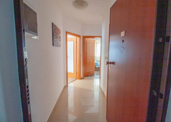 Nolan Апартаменты *